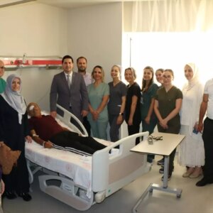 yenikent hastanesinde ilk vitrektomi ameliyati DJkEBHqm