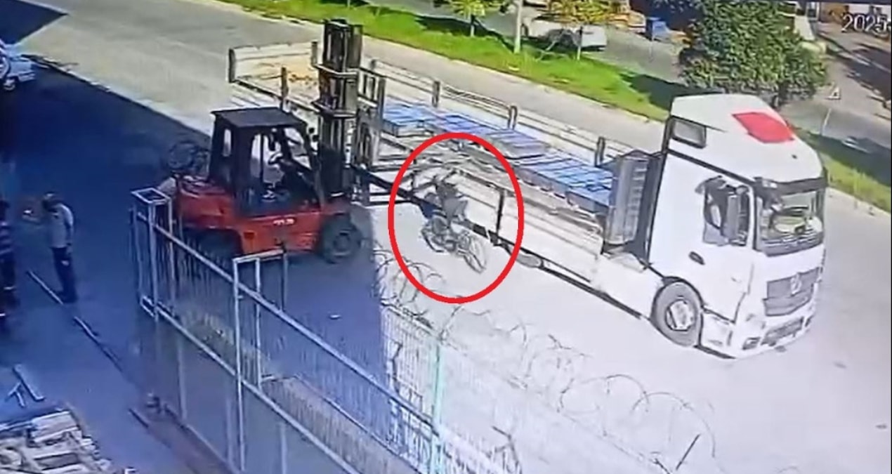 forkliftin catalina carpan cocuk agir yaralandi Dnip5IjD