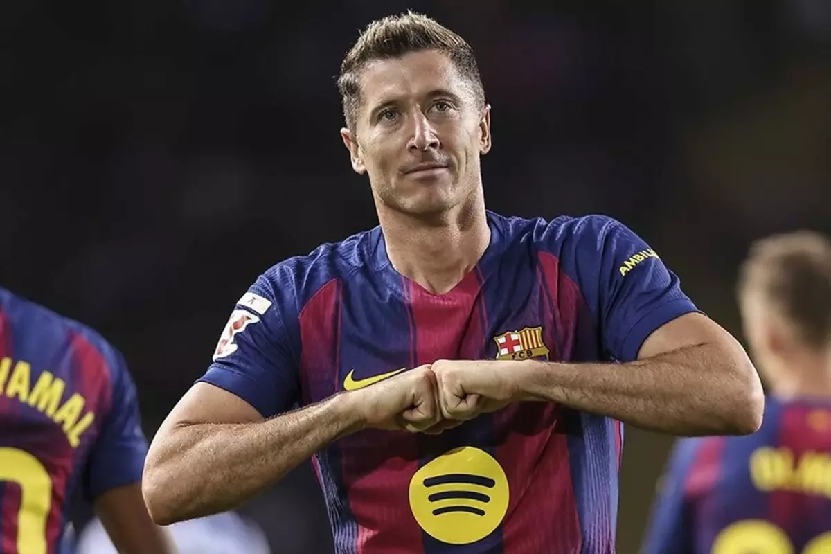 fenerbahceden tarihi transfer hamlesi w5YhawOs.jpg