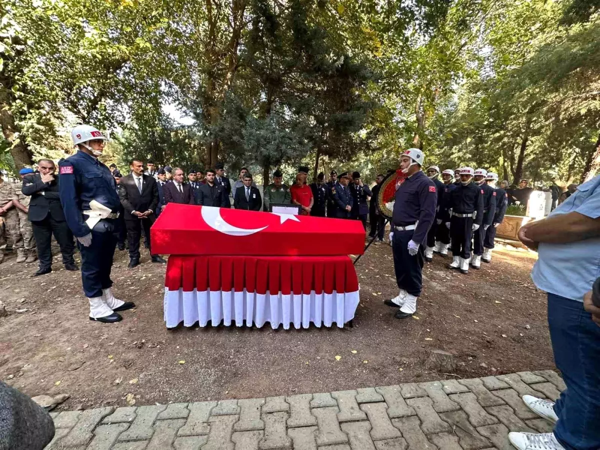 kore gazisi cemil oner son yolculuguna ugurlandi nUKNUu4c.jpg