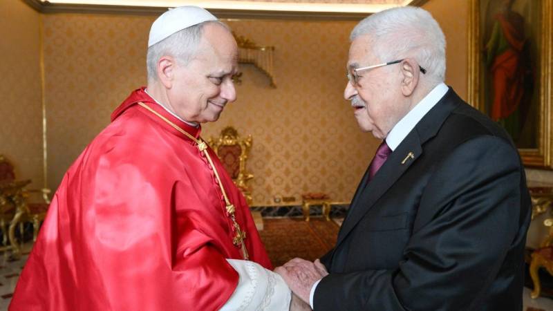 filistin devlet baskani abbas vatikanda papa 14 leo ile gorustu krwnELF9.jpg