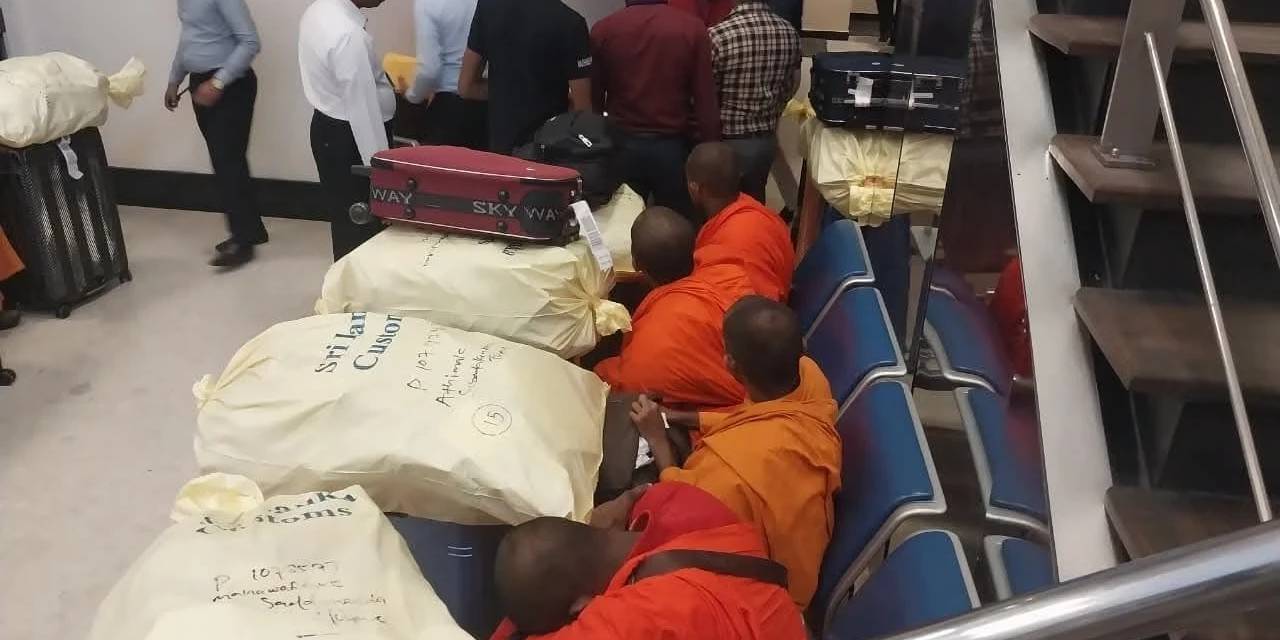 Havalimanında Şok: Budist Keşişlerin Uyuşturucu Kaçakçılığı!