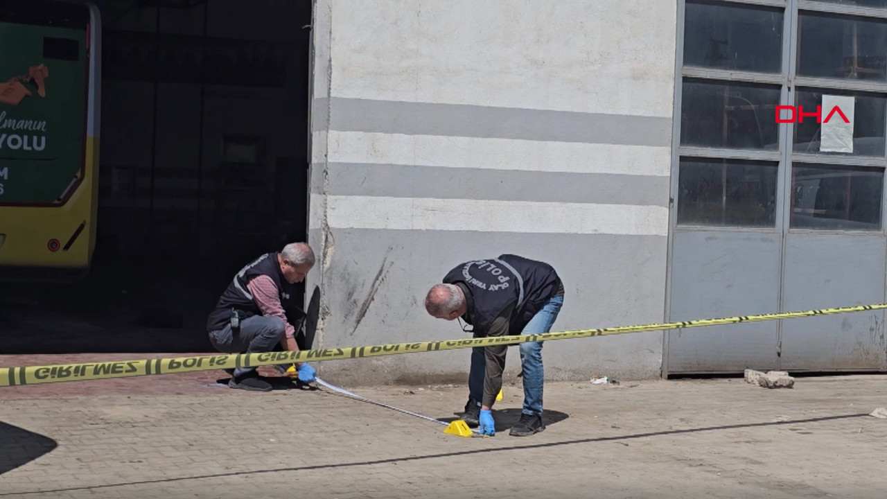 İnegöl’de Oto Tamir Dükkanında Silahlı Saldırı: Bir Kişi Yaralandı