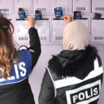 Kars’ta Kadın Polisler, Telefon Dolandırıcılığıyla Mücadelede Aktif Rol Alıyor