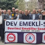 erdoganin-simit-cay-hesabini-hatirlattilar-vanda-emeklilerden-basin-aciklamasi-bunun-hesabini-sandikta-soracagiz-nUAg963j
